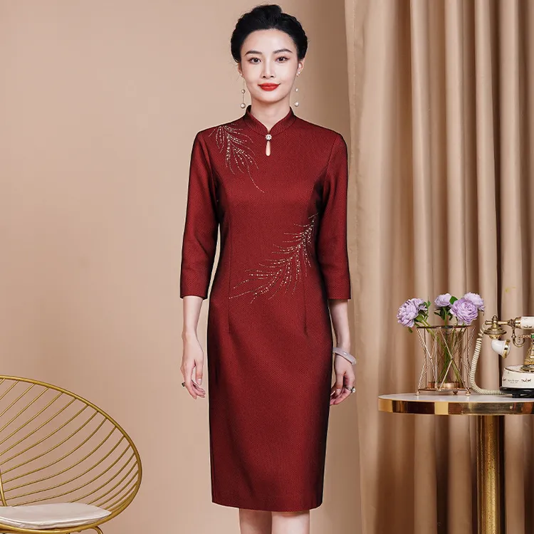 气质新款喜婆婆礼服裙改良优雅大方显瘦款羽毛2025钉珠旗袍6396