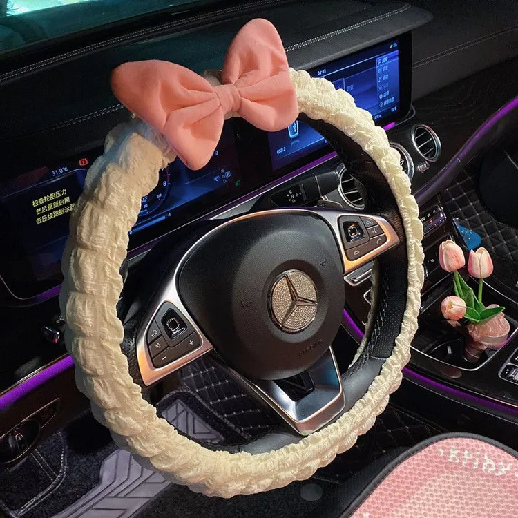 在逃公主可爱方向盘套女款蝴蝶结夏季防滑耐磨装饰汽车把套四季