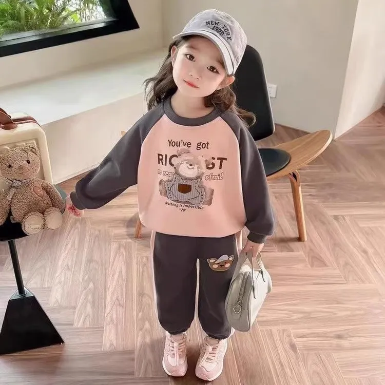 女孩韩版拼色小熊套装2025春季新品女宝卡通洋气卫衣休闲裤两件套