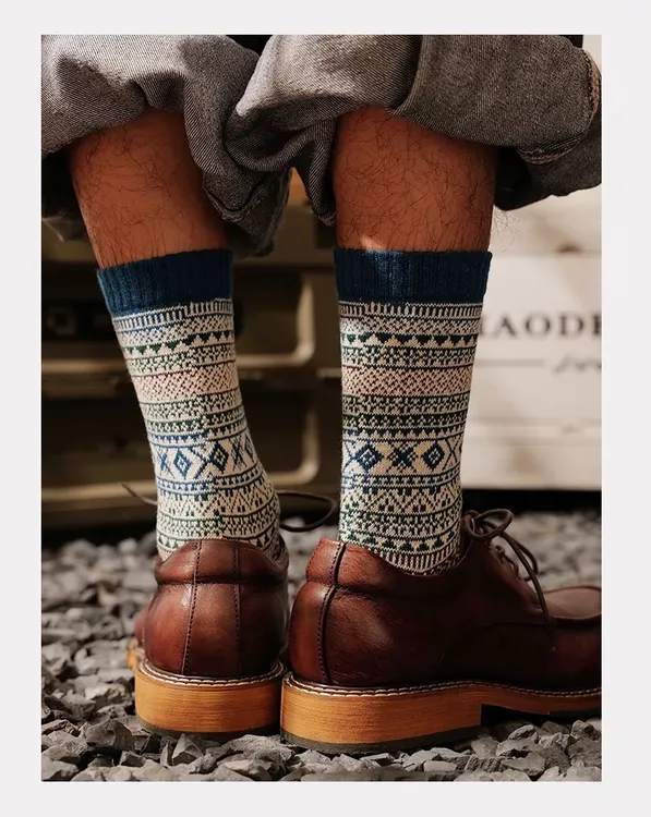 冬季花袜子男士民族风冬款厚粗线保暖兔毛袜百搭潮袜中筒国货
