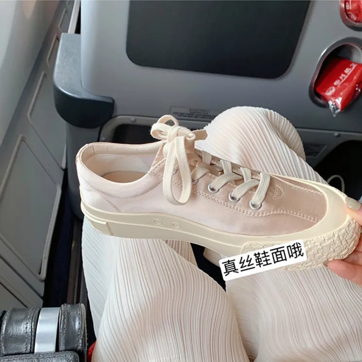 【葡萄妈同款】少女风真丝系带时尚圆头小厚平底气质休闲板鞋女夏季