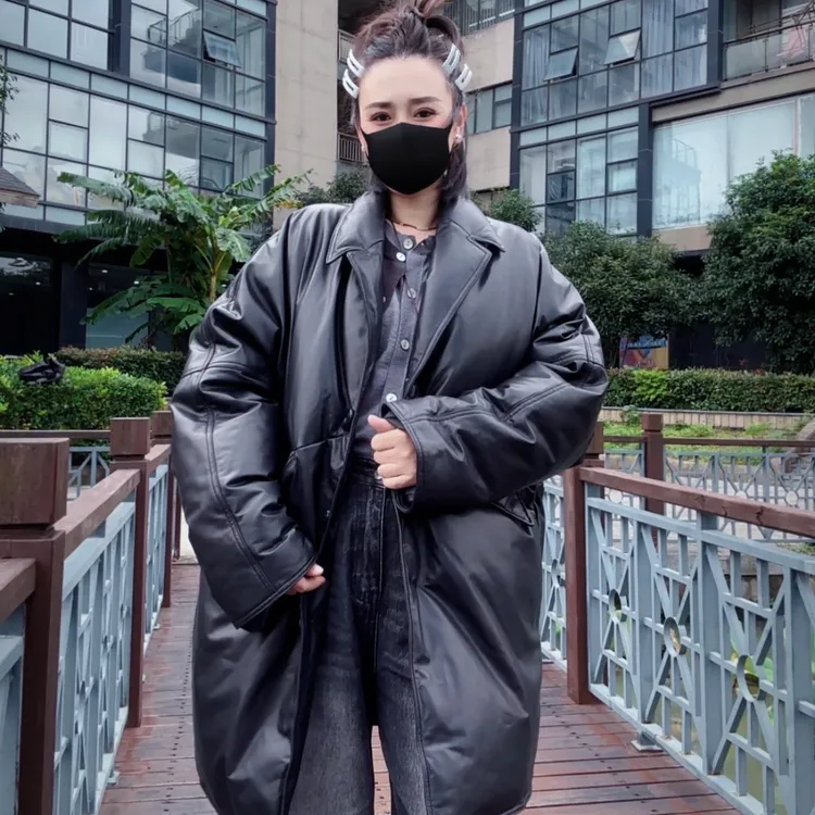 真皮鹅绒女外套黑色冬季中长款加厚时尚休闲情侣连帽宽松潮流加绒
