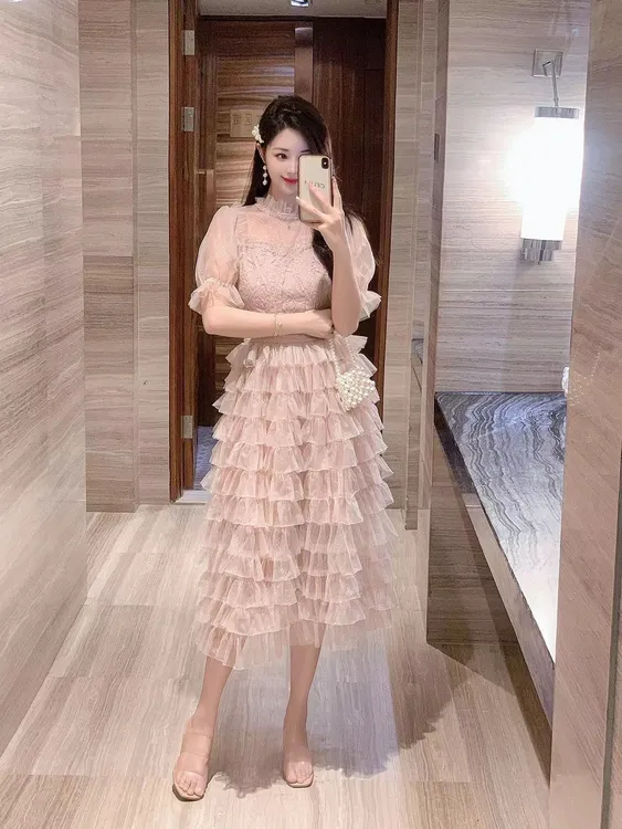 7071~名媛气质蕾丝拼接长款连衣裙女夏温柔风收腰显瘦网纱蛋糕裙