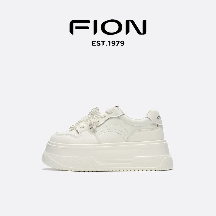 Fion/菲安妮厚底板鞋女珍珠装饰内增高小白鞋潮学生2024秋冬新款