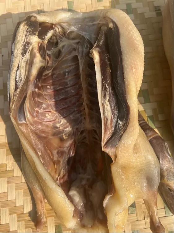 安徽和县农村吃稻咸麻鸭