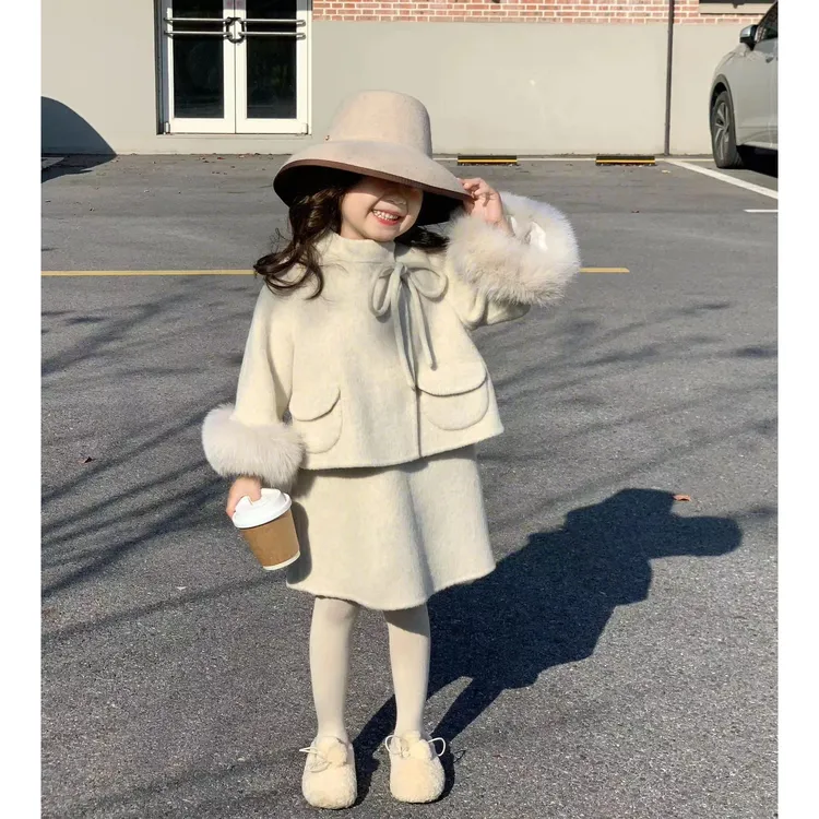 壹妈韩版童装萌娃女童小香风套装秋冬新款儿童洋气毛呢外套背心裙