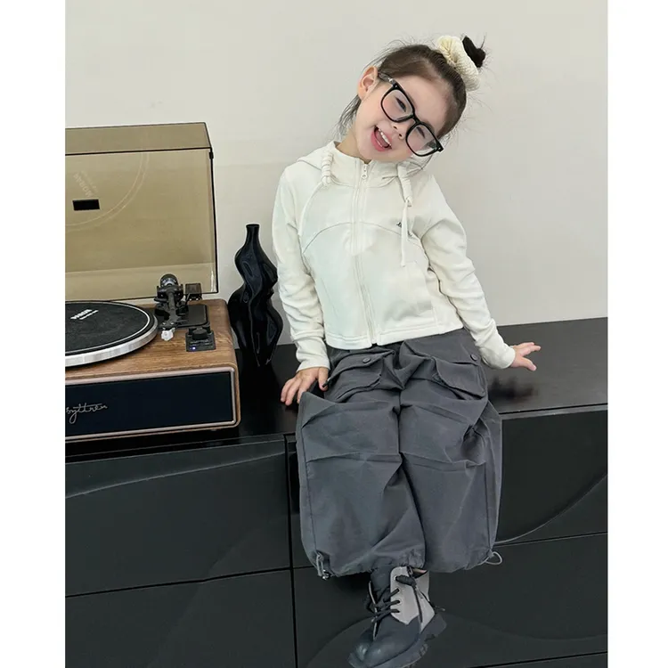 壹妈韩版童装女童运动套装秋季洋气儿童休闲连帽外套拉链衫工装裤