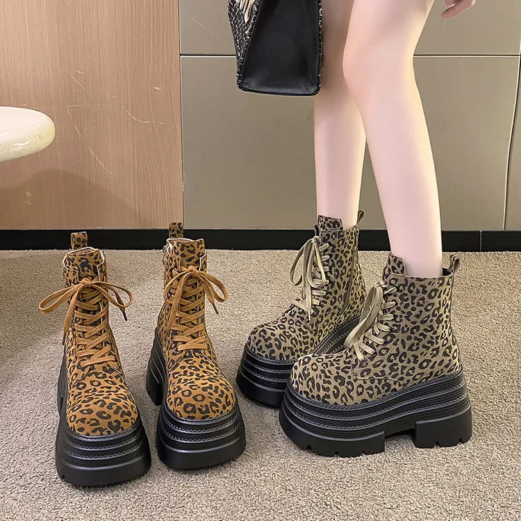 欧货豹纹马丁靴女2025春季新款10cm超厚底增高松糕工装瘦瘦短筒靴