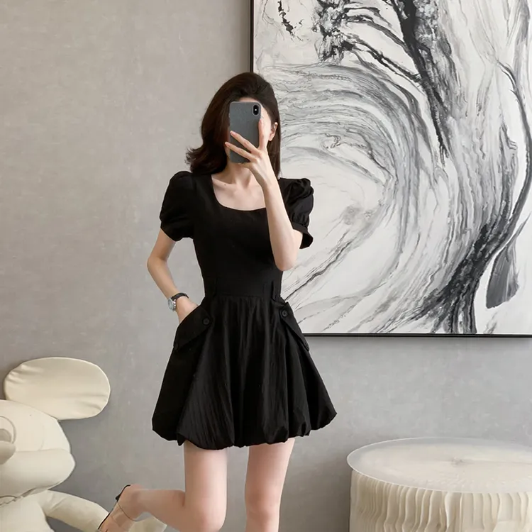 设计感口袋工装连衣裙女收腰显瘦蓬蓬裙夏季新款裙子赫本风小黑裙