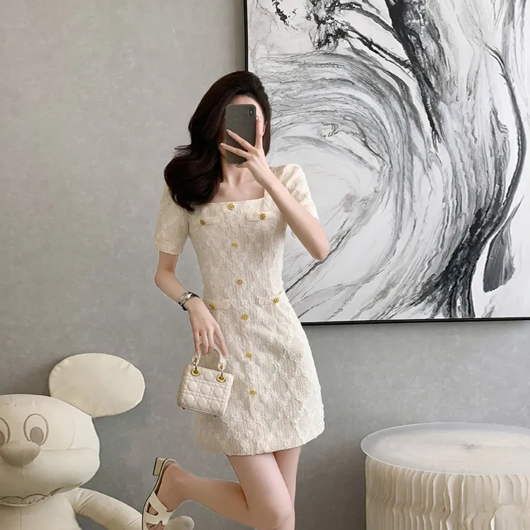 小香风白色复古方领短袖连衣裙女夏季轻奢高级感名媛气质礼服裙子