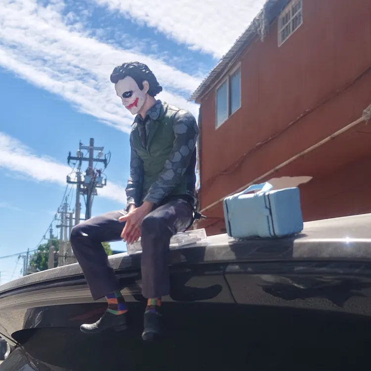 【爆款】车顶小丑希斯莱杰坐姿公仔玩偶摆件车尾车顶挂件车外摆件