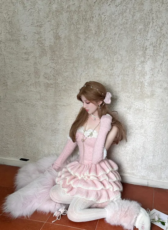 设计感辣妹气质连衣裙女2024秋冬新款显瘦短裙