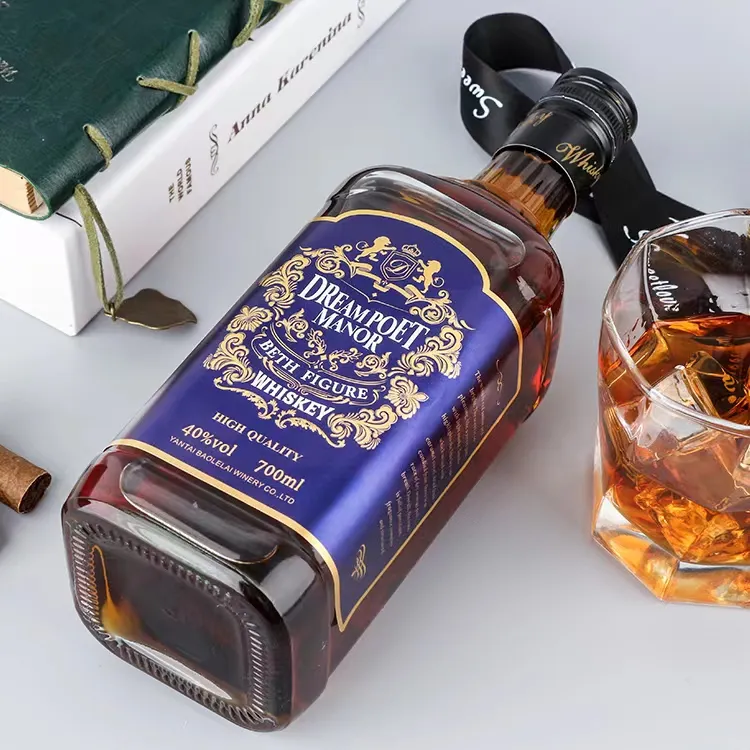 威士忌洋酒贝斯图700ml40度酒吧聚会庆典送礼酒生命之水