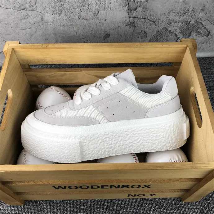 松糕底小白鞋男夏季新款网面透气厚底增高6厘米时尚低帮百搭板鞋