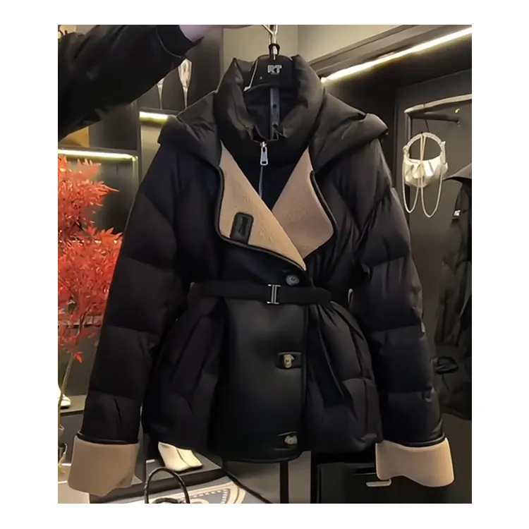 黑色连帽棉服女2025冬季新款韩系气质设计感加厚百搭面包服外套