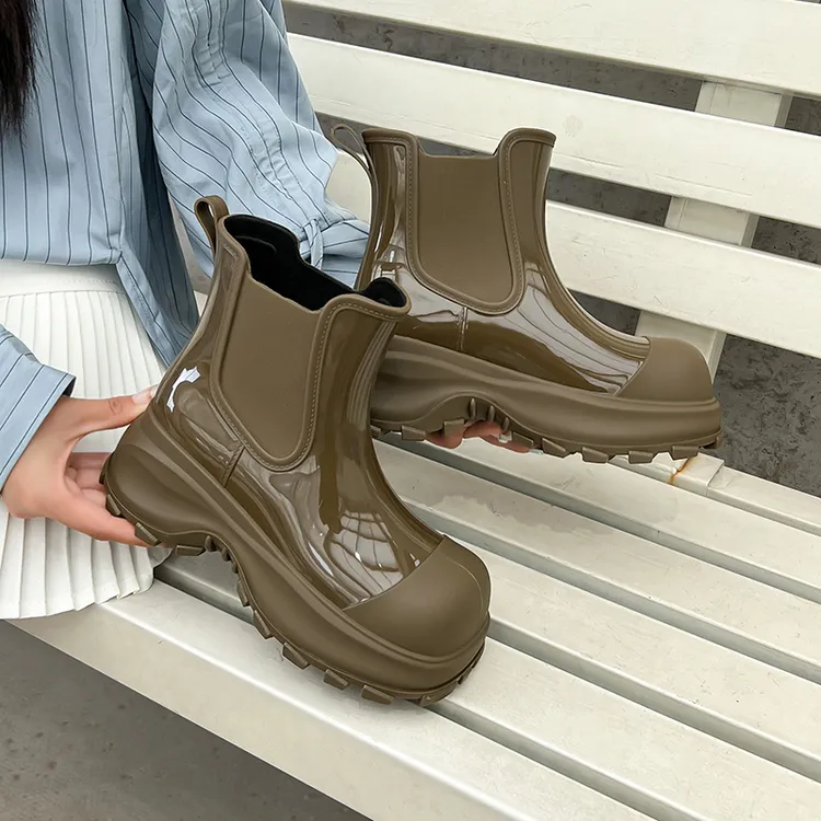 时尚雨鞋女款百搭外穿新款厚底雨靴防滑工作胶鞋女士成人漂亮水鞋