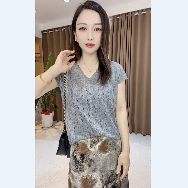 高级感时尚短袖针织开衫女夏季2025新款洋气V领时尚镂空薄款上衣