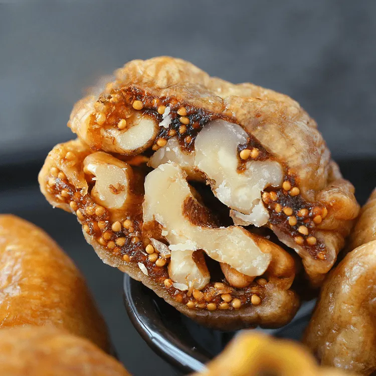 无花果夹核桃仁 软糯香甜新疆特产零食嚼劲原味新鲜美味