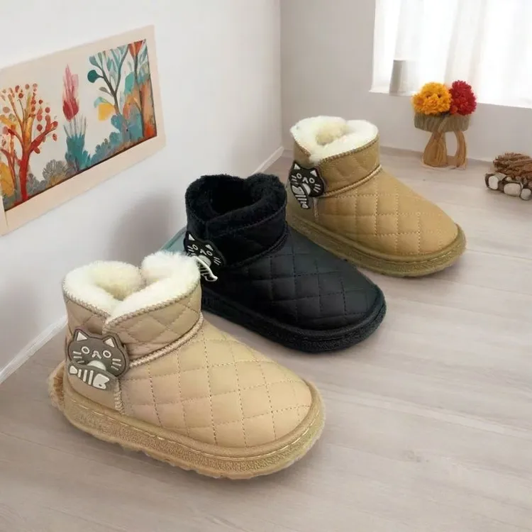 冬季防水皮新款儿童雪地靴防滑防水男孩女童加绒保暖卡通高帮棉靴