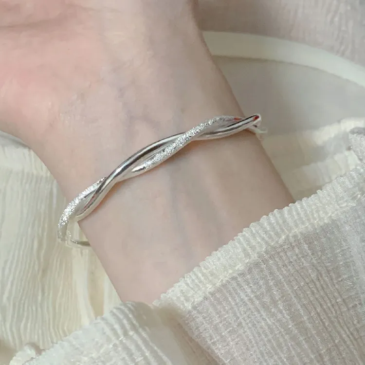 足银手镯 2024新款莫比乌斯s999纯银实心手镯女足银镯子送女朋友
