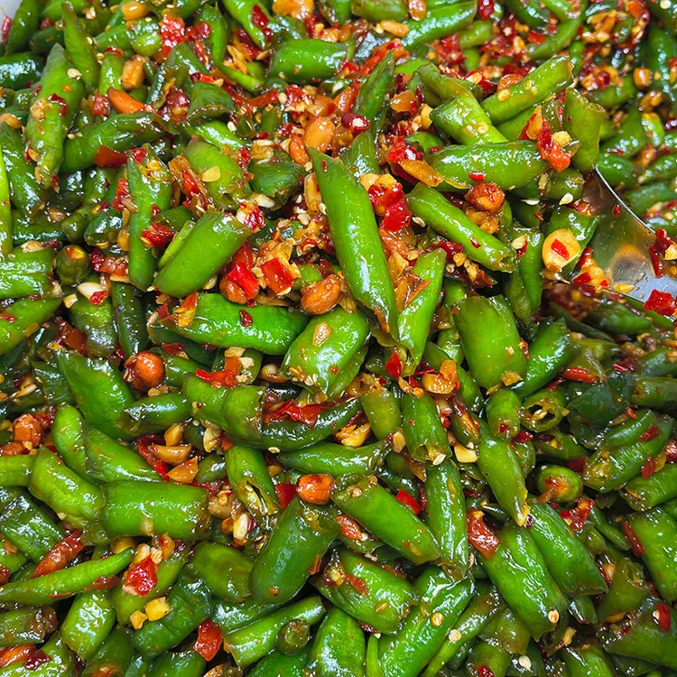 江西特产腌青椒腌辣椒香辣脆嫩下饭菜辣椒酱泡菜咸菜新鲜辣椒腌制