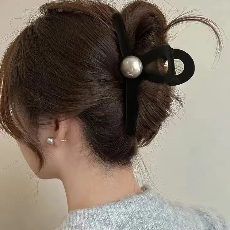 黑色丝绒珠珠抓夹大号高级发夹女后脑勺秋冬气质鲨鱼夹发饰头饰