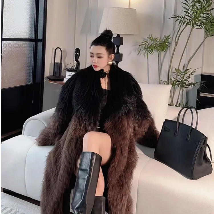 （氛围女神）原创设计师款渐变色冬季新款皮草外套20RS-185