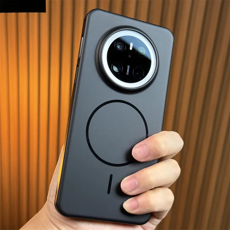 适用华为mate70手机壳强力磁吸创意肤感超薄磨砂高级感纯色70pro
