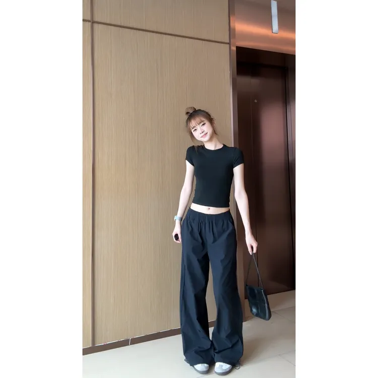 【YD】百搭阔腿工装裤女瘦版阔腿裤垂感直筒宽松休闲运动裤 Q8017
