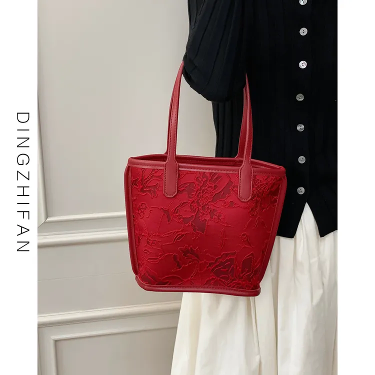 DINGZHIFAN定制范/红色中式秀禾刺绣包包女气质新娘包婚包手提包