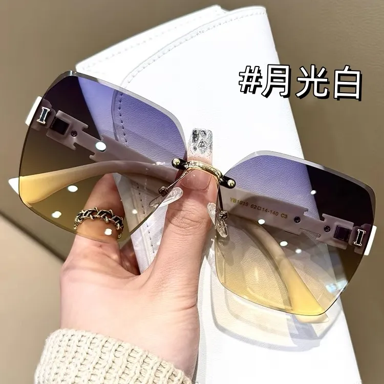 多盈【素颜墨镜】时尚网红防紫外线太阳镜 潮流墨镜气质街拍遮阳