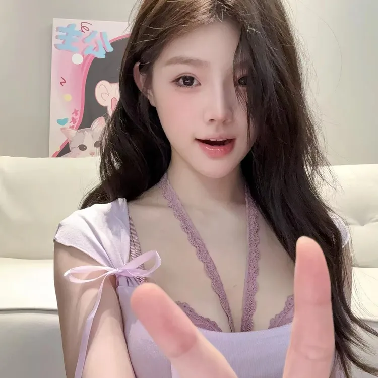 fussyy【蝴蝶T短袖】2024修身t恤薄荷曼巴显瘦百搭短款夏季YF013H