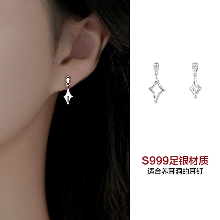 足银耳饰 999足银不对称芒星耳钉2026新款爆款女耳环小巧简约耳饰