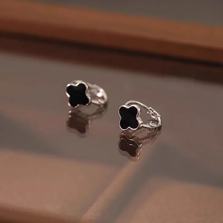 925银耳饰 四叶草耳扣通体925银2026新款爆款耳环百搭养耳洞耳饰