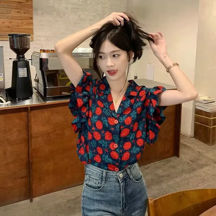 花衬衫女装复古港味夏季2025新款设计感飞飞袖西装领别致外穿上衣