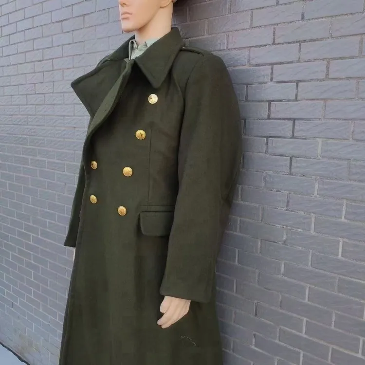 男士铜扣呢子大衣经典双排扣重量6斤左右中长款