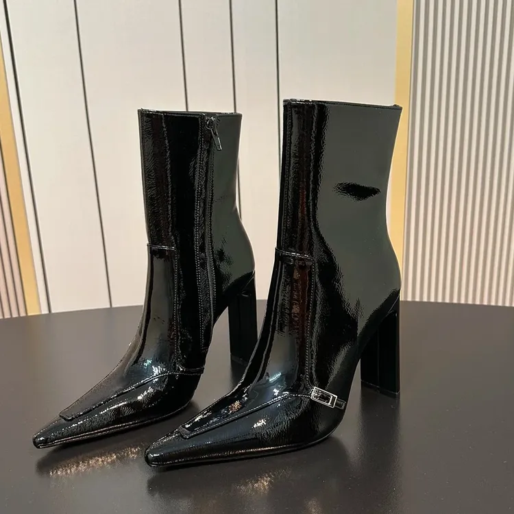 2024秋冬新款黑色粗跟尖头高跟鞋高跟短靴裸靴靴子女