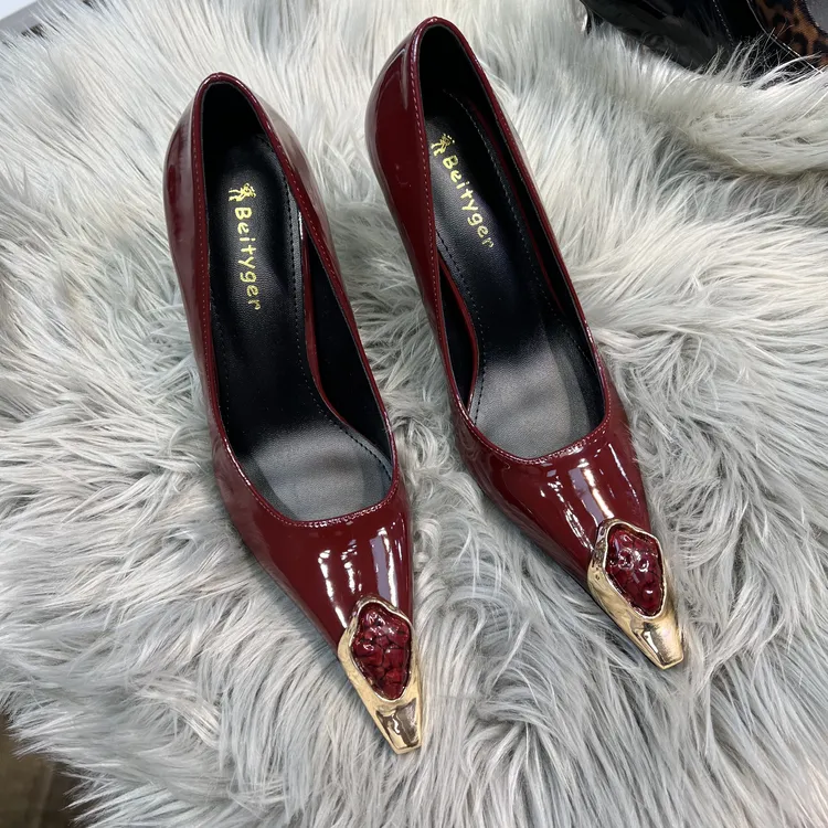 2025新款黑色性感女士黑金方头高跟鞋细跟单鞋酒红色女鞋