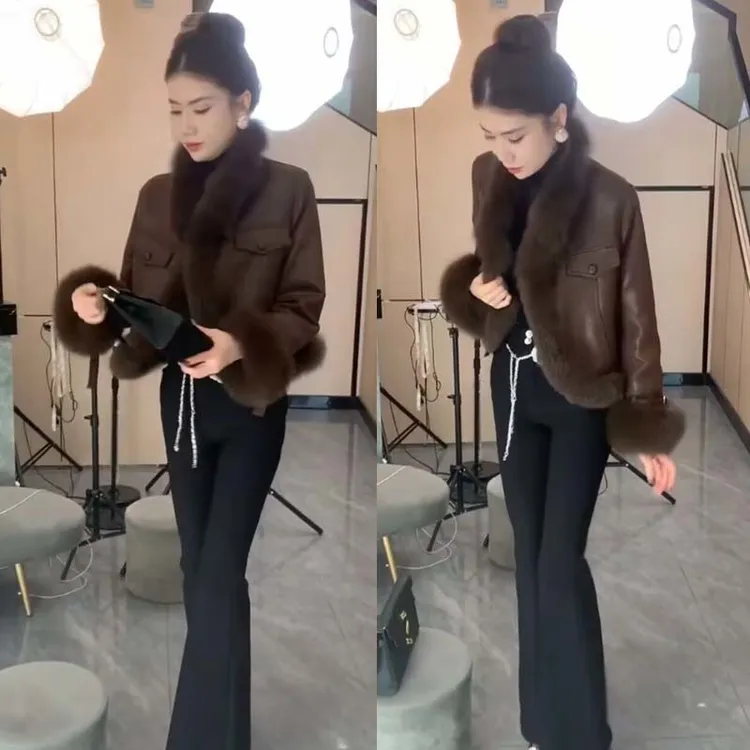 2024冬季新款气质轻奢外套时尚高级加厚加棉时尚洋气减龄显瘦洋气