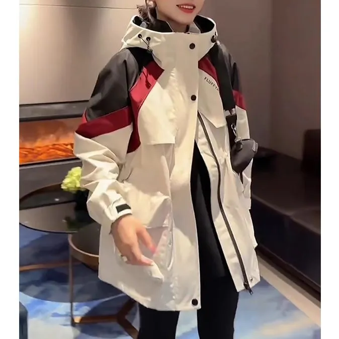 冲锋衣外套女宽松休闲收腰上衣2025秋冬季夹棉加厚夹克运动棒球服