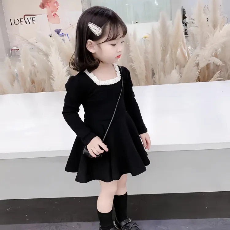 女童连衣裙2025秋季新款黑色儿童钉珠公主裙女宝宝时髦甜美小长袖