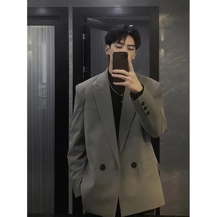 灰色轻熟风垫肩西装外套男春秋款韩版潮流高级感痞帅宽松西服上衣