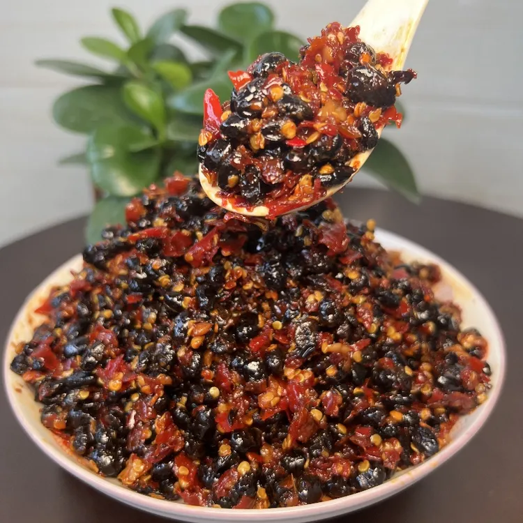 江西风味爆辣豆豉香辣豆鼓新鲜辣椒蒜蓉豆豉下饭拌面配粥做菜调料