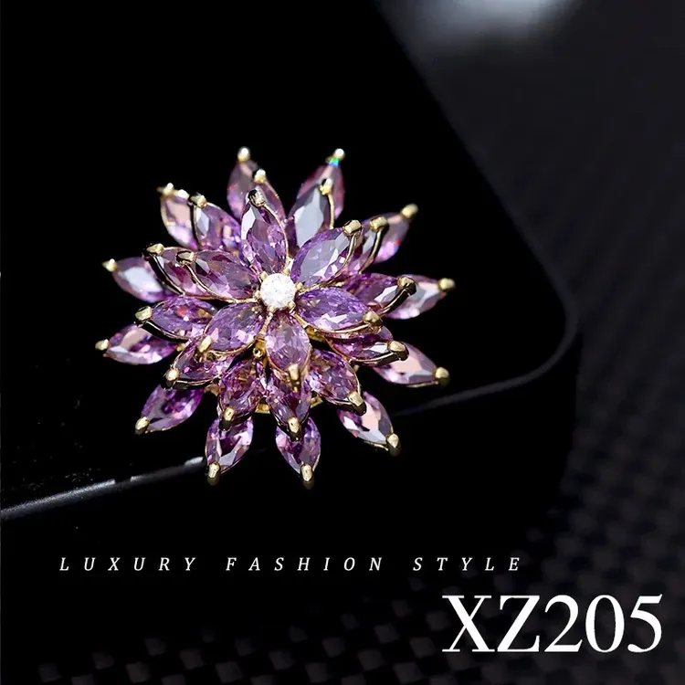 铜合金锆石胸针 高档奢华大气旋转紫雪莲花胸针别针胸花衣服配饰