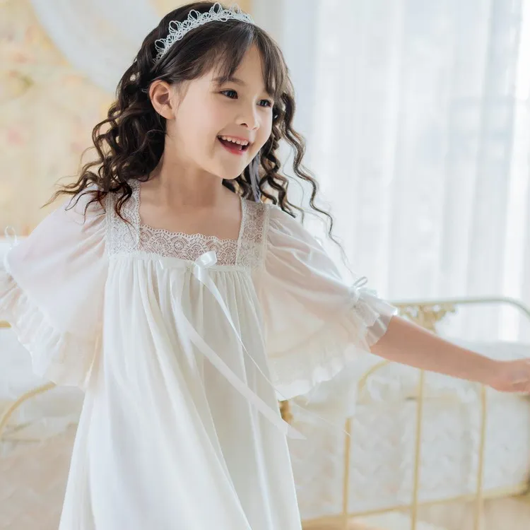 2025春夏女童家居服空调小女孩短袖蕾丝公主睡裙宫廷薄款亲子睡衣