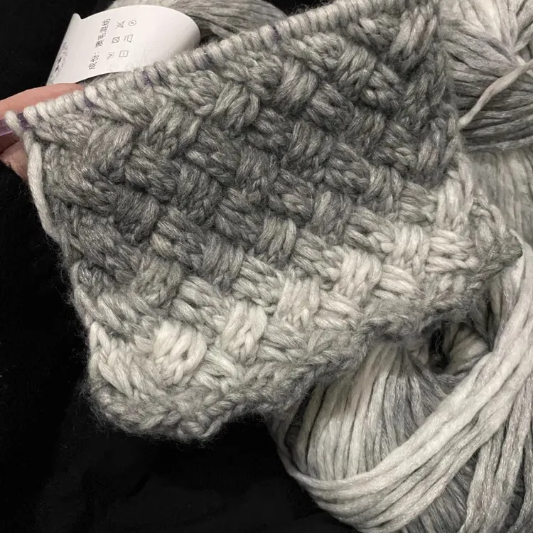 灰白渐层围巾手工diy毛线自制围脖材料包编织牛奶棉送男朋友礼物