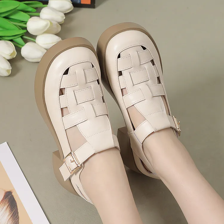 时尚法式罗马凉鞋女夏季真皮镂空厚底复古编织猪笼鞋粗跟包头凉鞋