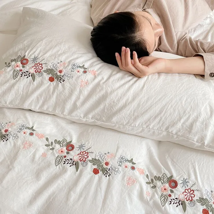刺绣花绑带仿全棉水洗棉被套学生宿舍三件套被罩床单床笠款四件套