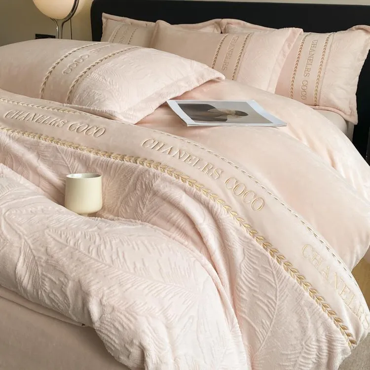 轻奢高级感双面牛奶绒四件套加厚冬天床品加绒被套珊瑚法兰绒