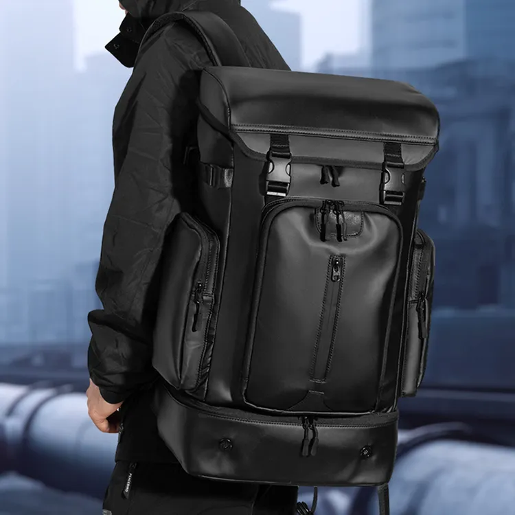短途旅行包男大包双肩包多功能大容量休闲通勤男款电脑背包